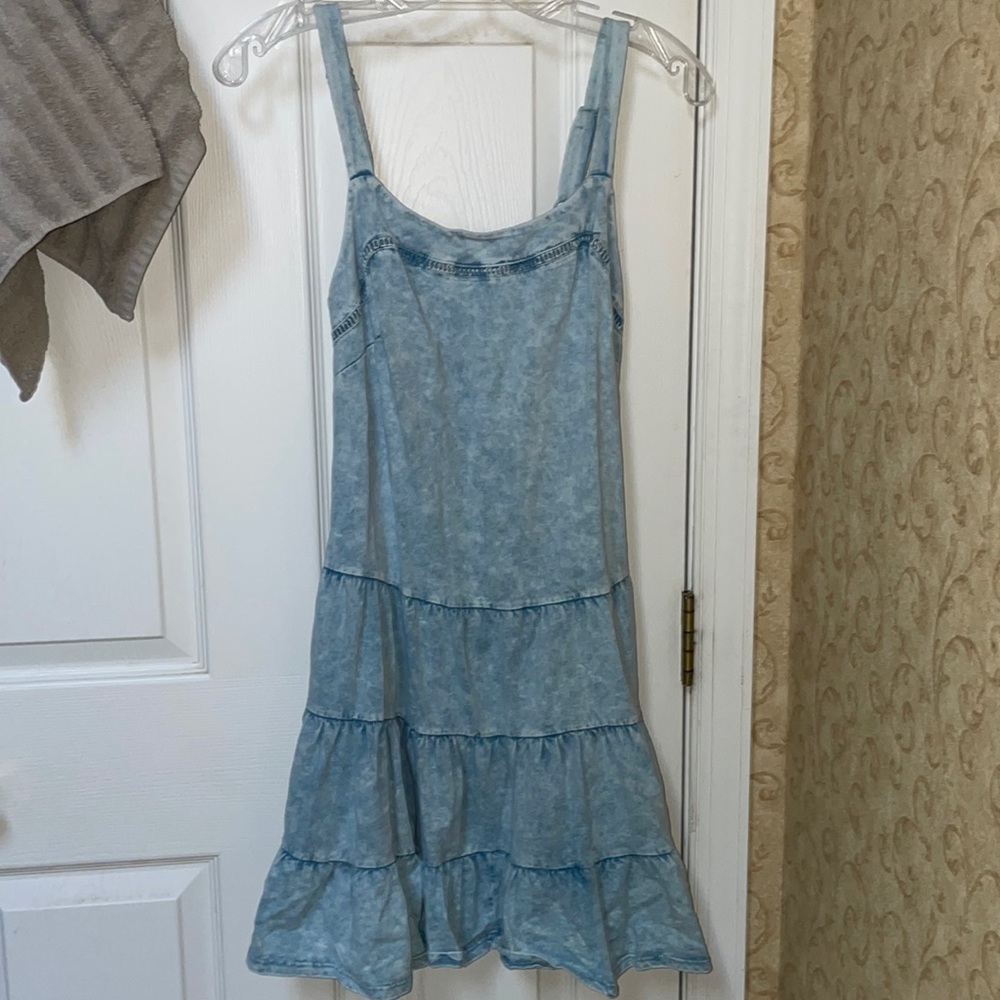 Adorable blue washed dress !
